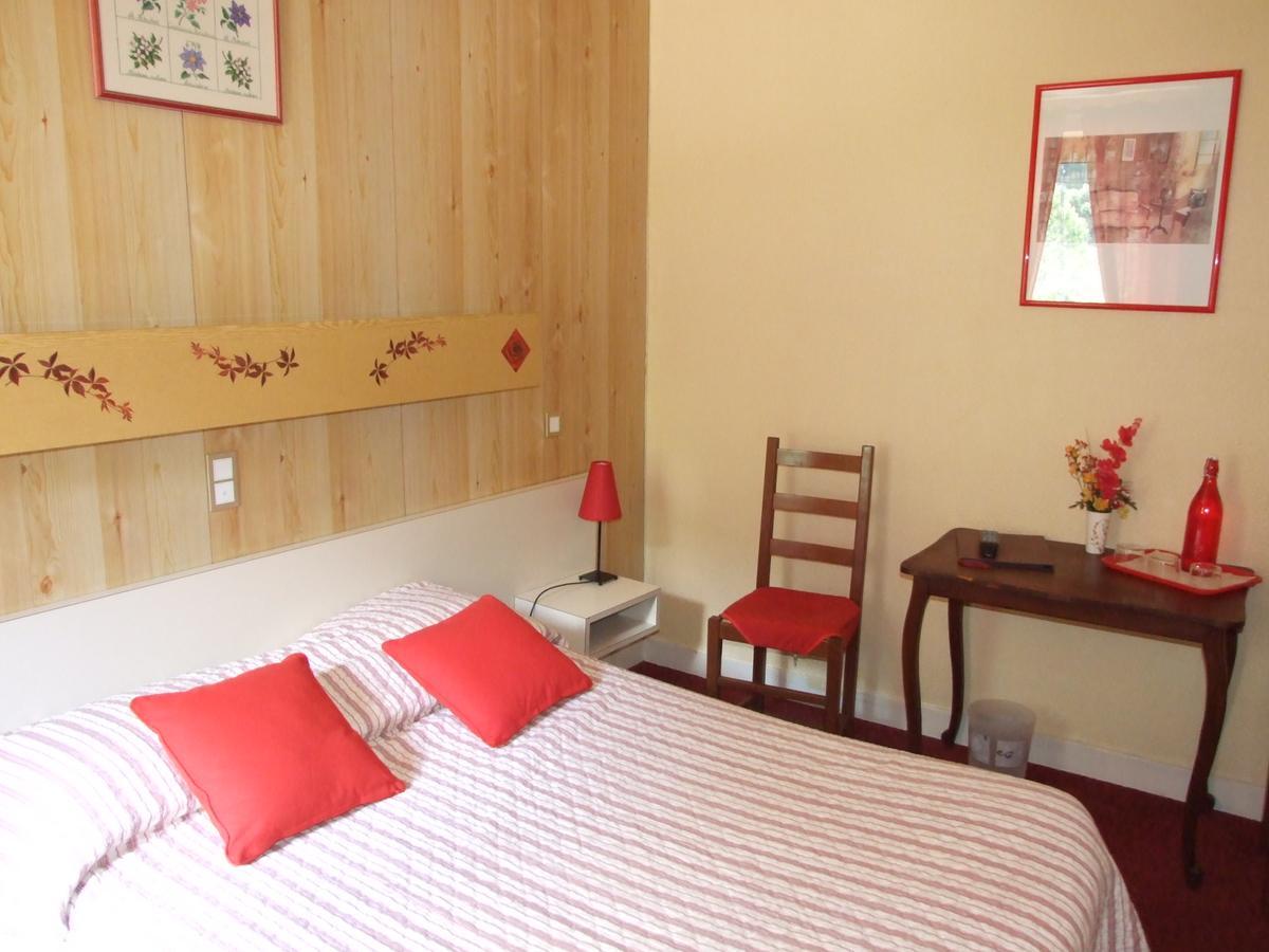 Hotel Du Val D'Aure Cadeac Экстерьер фото