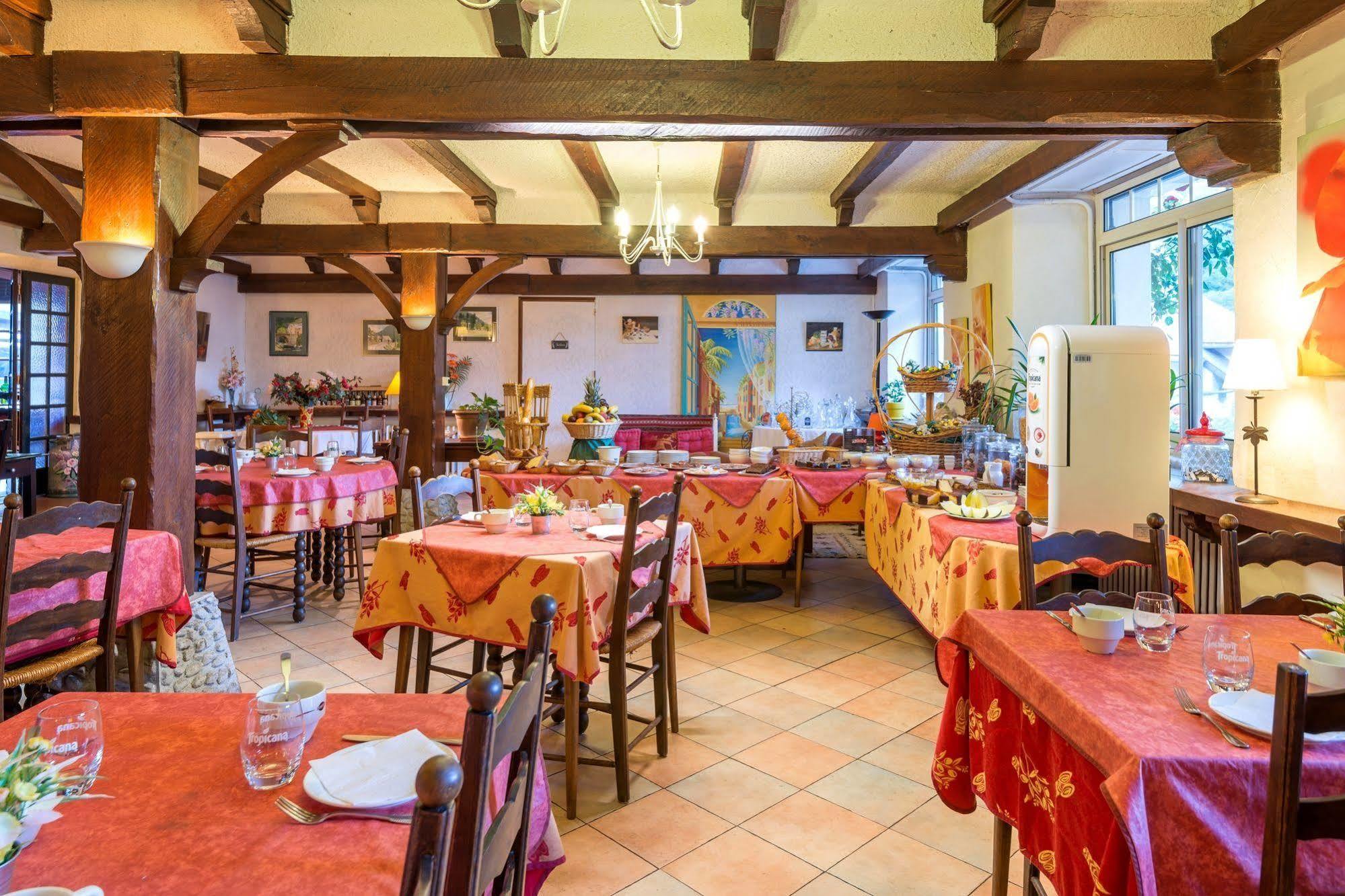 Hotel Du Val D'Aure Cadeac Экстерьер фото